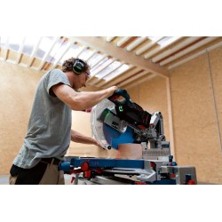 Bosch Profesyonel GCM 18V-305 GDC Akülü Gönye Kesme Makinesi SOLO (Akü ve Şarj Yoktur) - 0601B43000