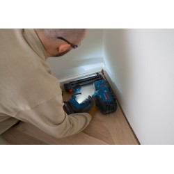 Bosch GNH 18V-50 M Akülü Ahşapta Çivi Çakma Tabancası SOLO (Akü ve Şarj Yoktur) - 0601482400